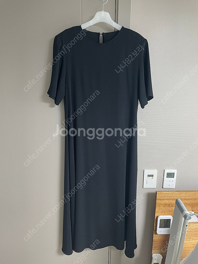 오르 루 반팔 원피스 (블랙)--1