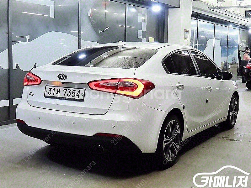 중고 K3 1.6 GDI 노블레스 2015 년식 흰색 ...--4