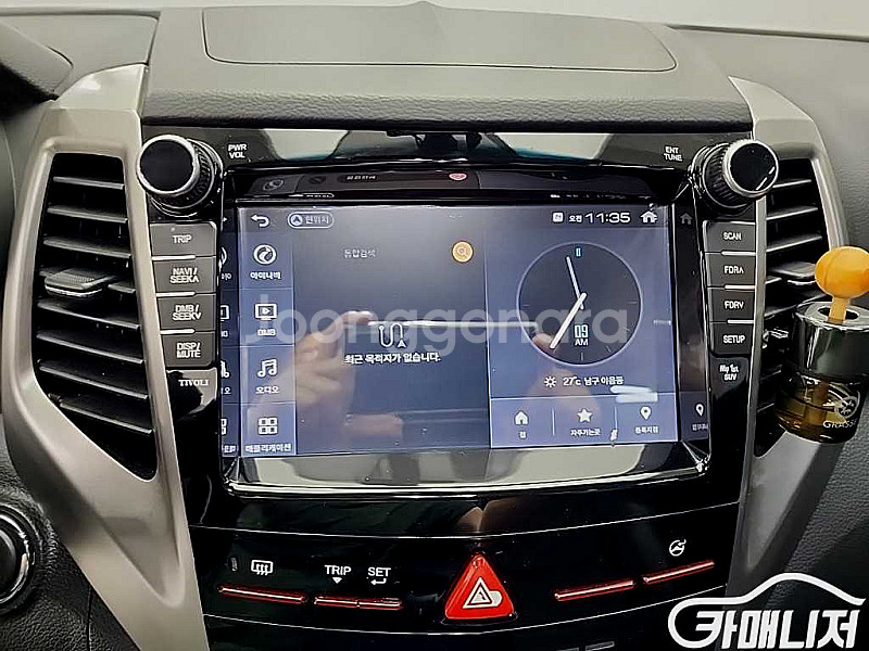 KG모빌리티(쌍용) 티볼리 디젤 2WD 1.6 VX 중...--4