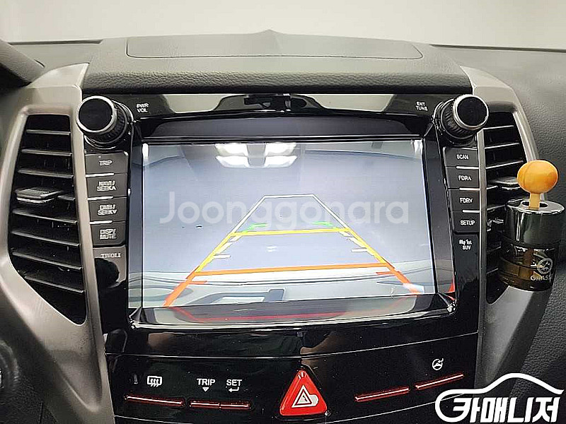 KG모빌리티(쌍용) 티볼리 디젤 2WD 1.6 VX 중...--5