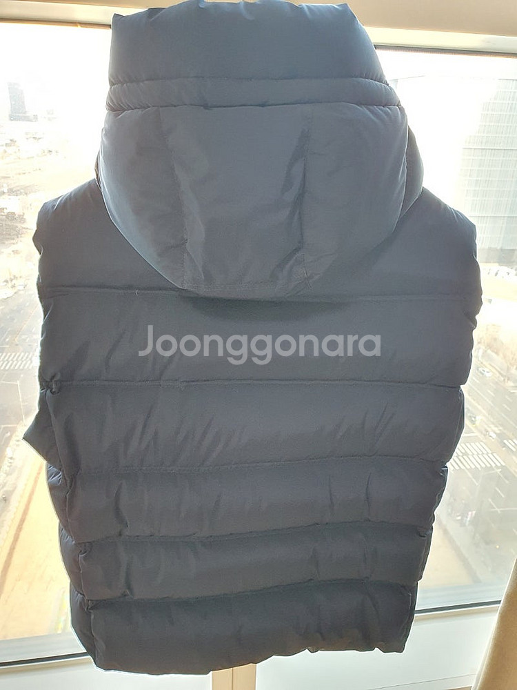 [54] 프라다 후드패딩조끼(나일론 구스다운) 판매--1