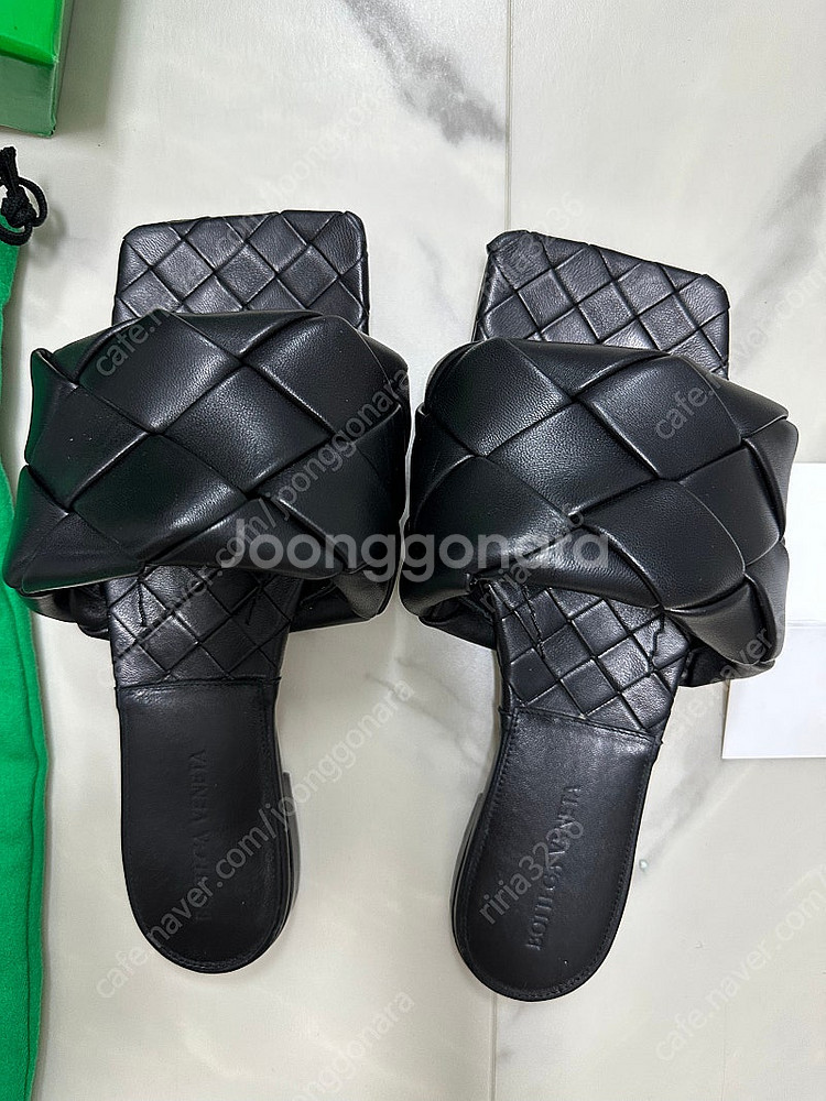 보테가 베네타 리도 샌들 슬리퍼--0