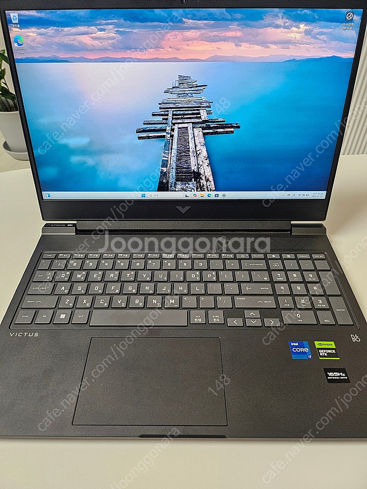 HP 고사양 게이밍 노트북 빅터스 16-r0148tx--0