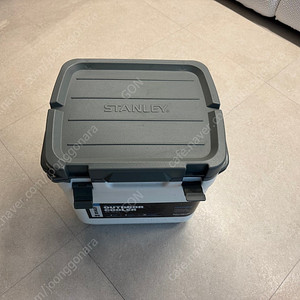 스탠리 아이스박스 28리터