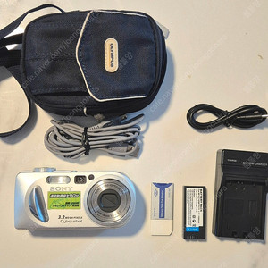빈티지 디지털카메라 소니 사이버샷 DSC-P8