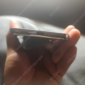 갤럭시 S22 플러스 A급 화이트 색상입니다