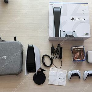Ps5 + 2테라 추가 SSD + 듀엘센스 2개 + 가방 + 게임 cd(6개) + 듀얼센스 충전기