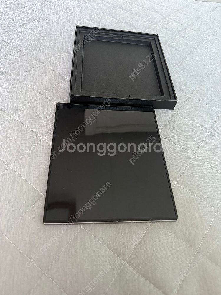갤럭시 z폴더 6 512GB--2