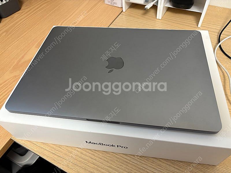 맥북프로 m1 1tb--1