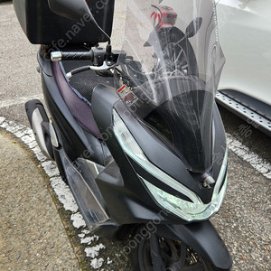 20년식 PCX125 맷블랙 판매합니다. 블랙박스, 헬맷 블루투스, 각종 장비 풀세팅
