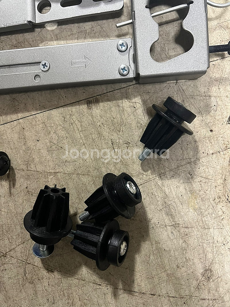 LG 티비 벽걸이 브라켓 거치대 65인치까지 가능 ol...--3