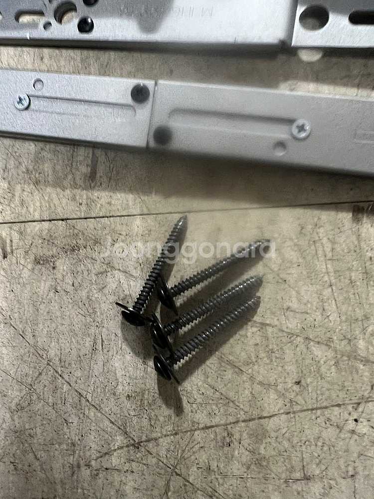 LG 티비 벽걸이 브라켓 거치대 65인치까지 가능 ol...--4