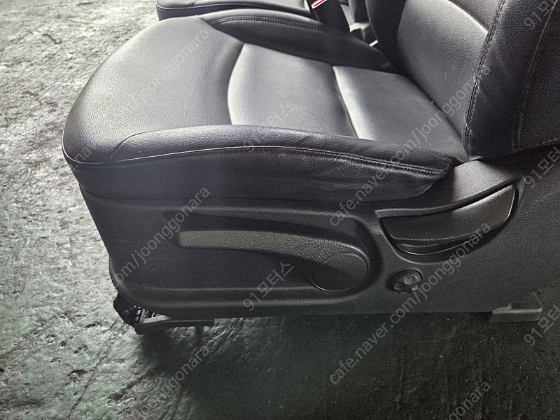 YF쏘나타 좌우 순정가죽시트 수동팝니다 이미지