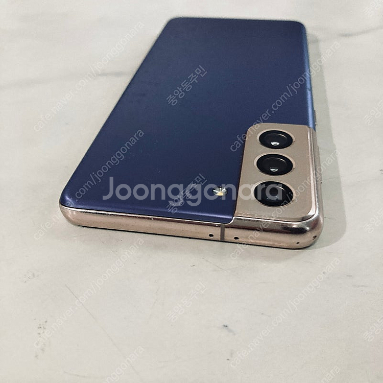 갤럭시 S21 퍼플 256용량 무잔상 깨끗한기기 16만원 판매합니다!--3