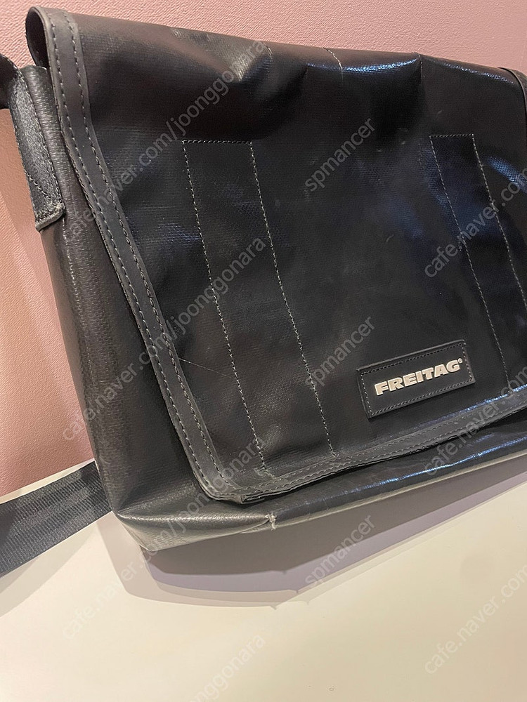 프라이탁 덱스터 올블랙 이미지