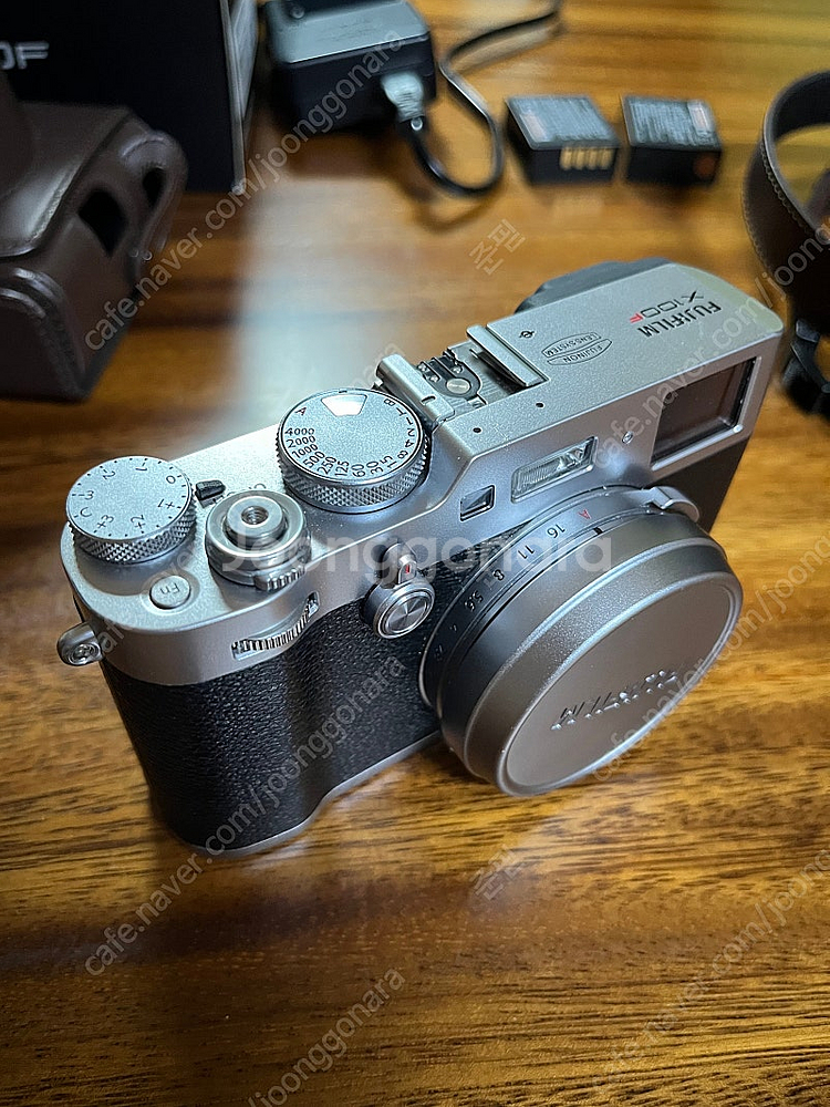 후지 x100f 풀박스 (전원불량, 부품용, 전시용)--1