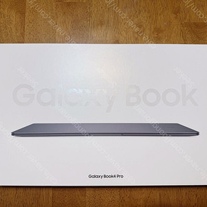 [판매] 갤럭시북4 프로 NT960XGK-K71AR 32gb1TB (상위 모델 / 사용 10회 미만 / 풀박스)