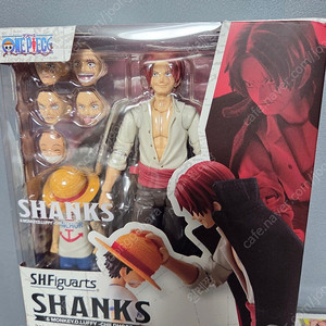 Shf 샹크스 루피 셋 미개봉판매합니다.
