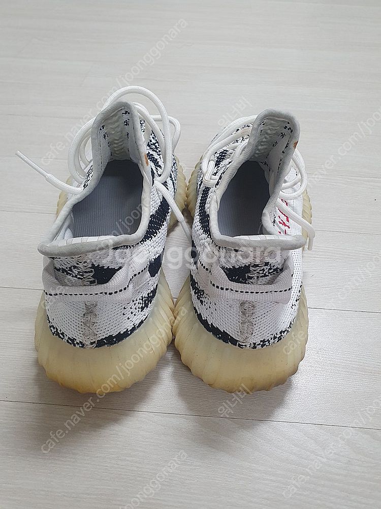 아디다스 지브라 이지부스트 350 V2 CP9654--1