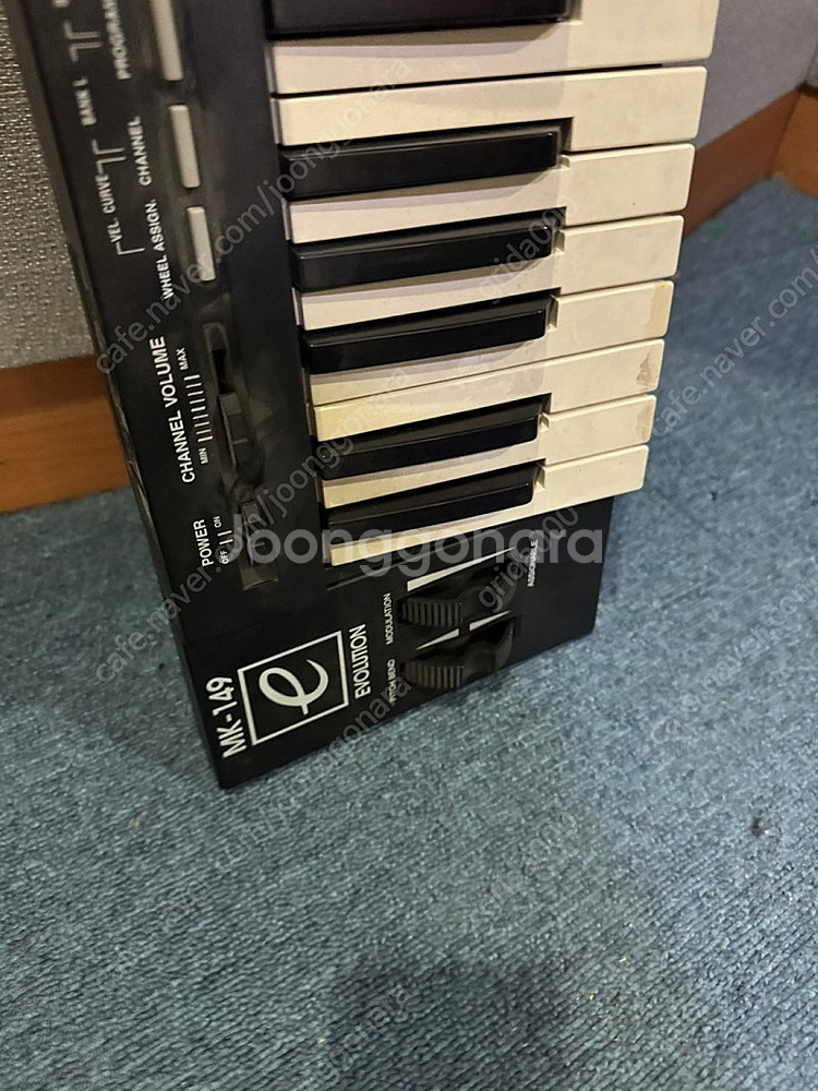 롤랜드 A-90, 롤랜드 A-33, 에볼루션 MK-14...--1