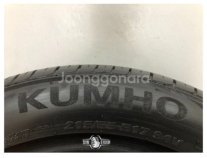 중고타이어 금호타이어 솔루스 TA51 215/55R17...--2