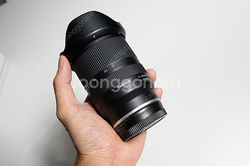탐론 Tamron 1728mm f2.8 소니마운트 팝니...--2
