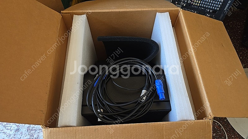 Meyer Sound UM100 ~P 스피커(미개봉) ...--4