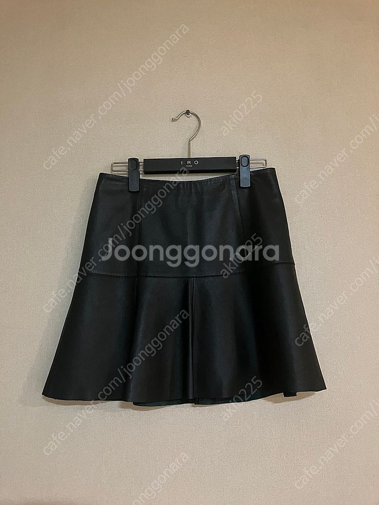 VOV 양가죽 레더스커트 55 착샷--0