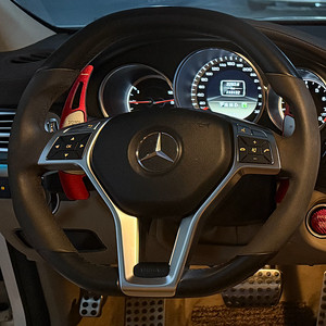 벤츠 cls63amg 알칸타라핸들