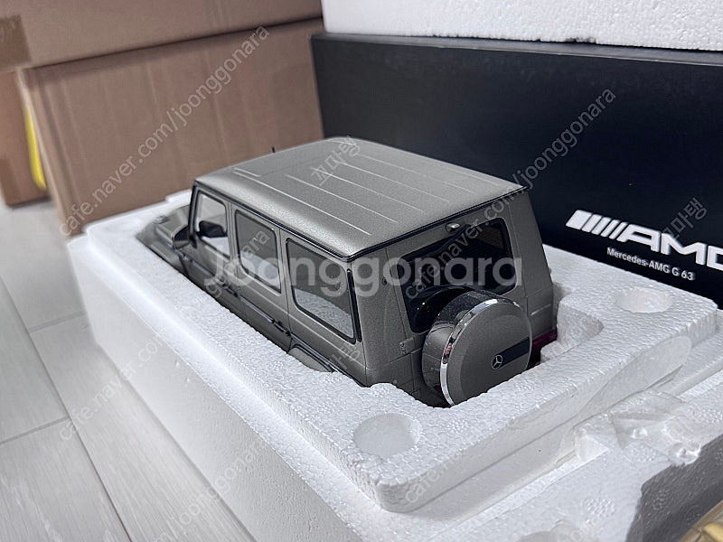 1:18 G바겐 G63 AMG 딜러버전 다이캐스트 모형...--4