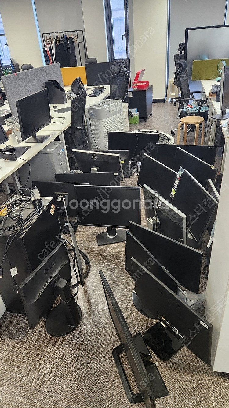 삼성 엘지 등 각종 브랜드, 사이즈 별 모니터 판매합니...--1