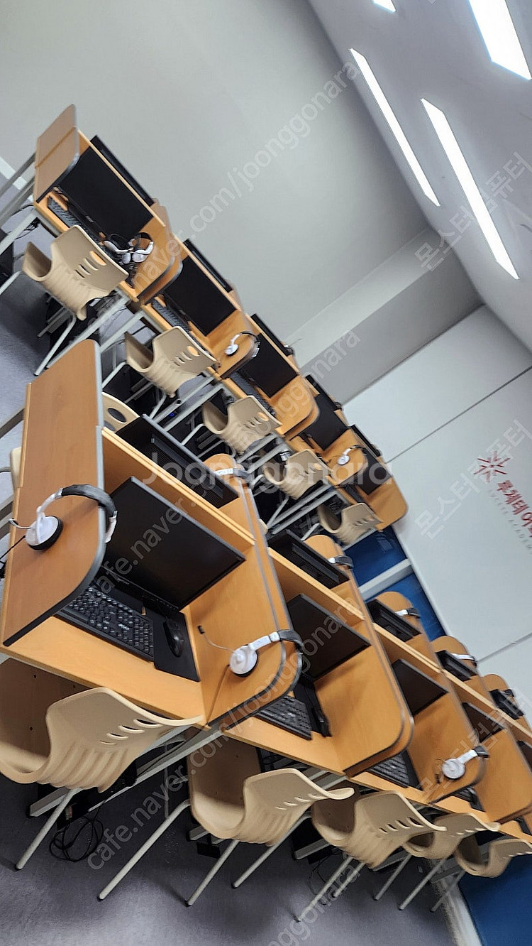 삼성 엘지 등 각종 브랜드, 사이즈 별 모니터 판매합니...--9