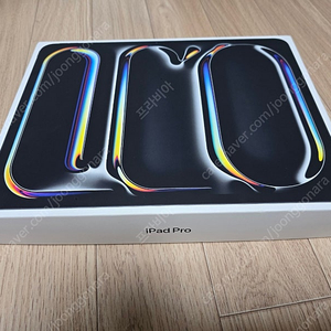 끝판왕 아이패드 Pro 13 M4 2TB 16GB RAM 박스 개봉만한 미사용 제품 판매합니다