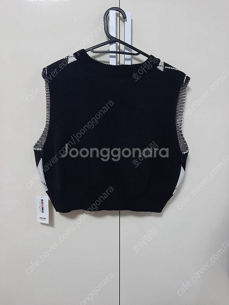 아가일 패턴 니트 조끼 저렴하게 판매합니다.--1