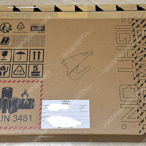 기가바이트 어로스 16X ASG-53KR RTX4070 게이밍노트북 램32G 업그레이드