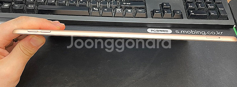 아이패드에어3세대 셀룰러 골드 64GB 가성비좋은 중고...--4