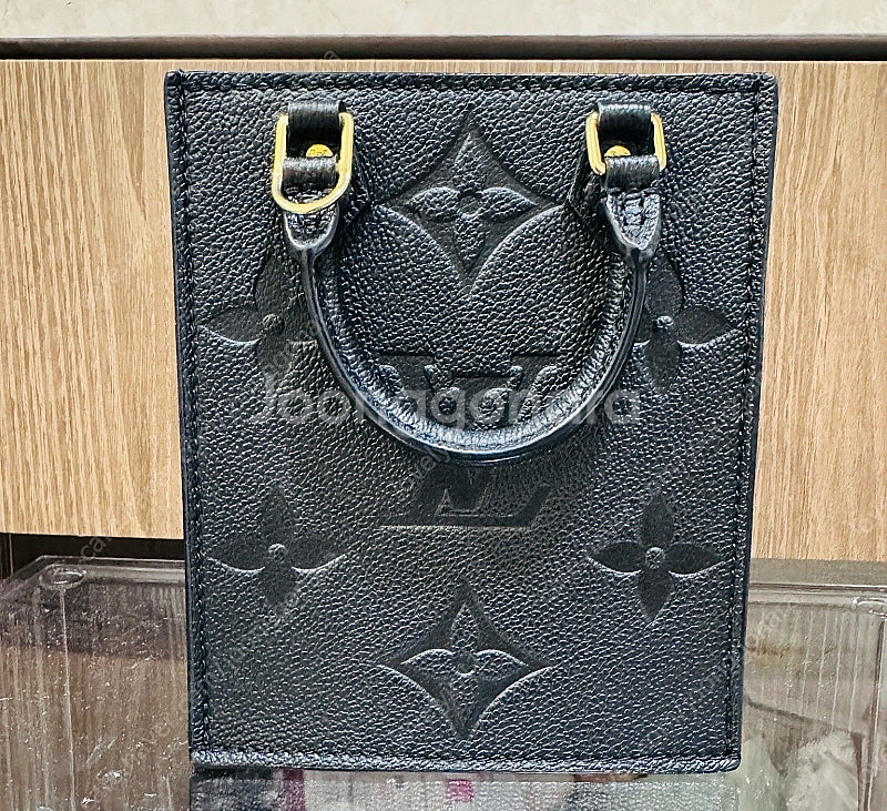 루이비통 쁘띠삭플라--0