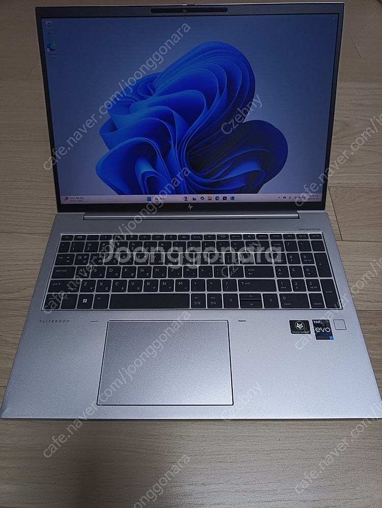 HP ELITEBOOK 860 G9 16인치--2