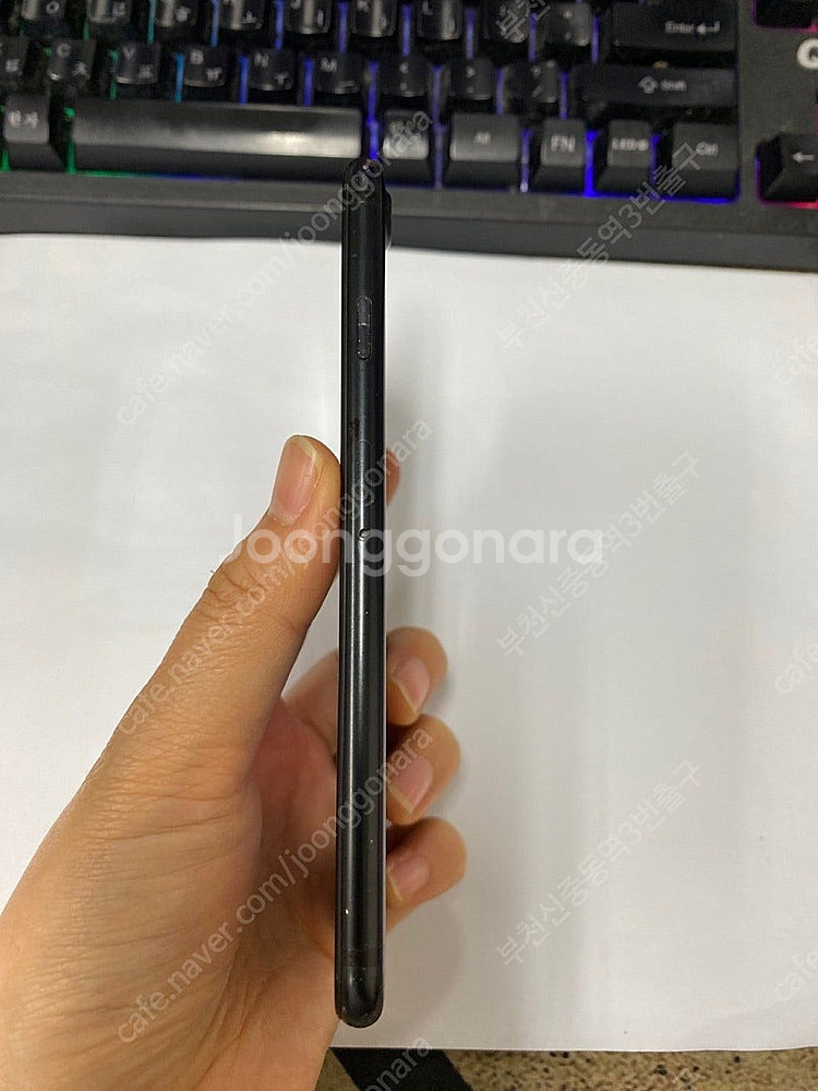 204300 아이폰7 매트블랙 액정SS급 32GB 무잔...--5