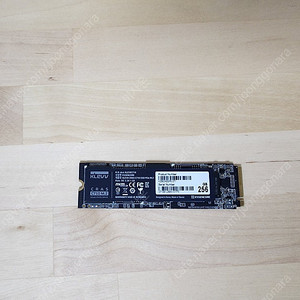 NVME M.2 SSD 256GB 2만 팝니다. 컨디션 좋습니다.