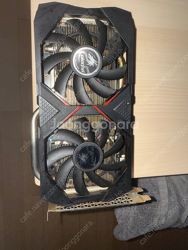 컬러풀 그래픽카드 colorful gtx1660--0