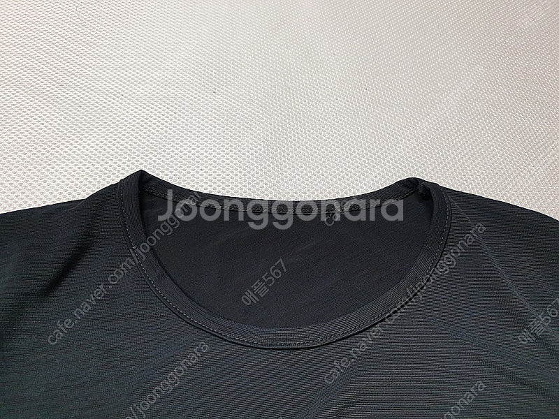 [반팔 반팔티 사이즈66(여성90)] 칼라거펠트 카라티...--1