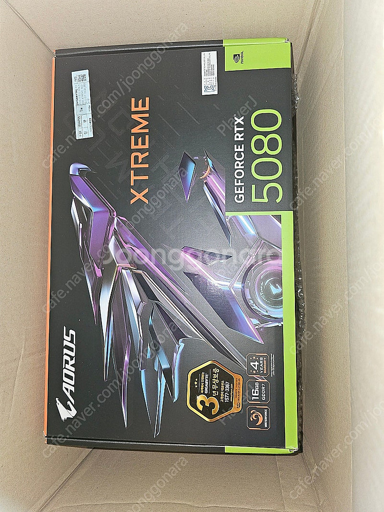 GIGABYTE AORUS RTX 5080 WATERF...--0