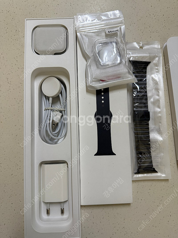 애플워치6 44mm 블랙티타늄팝다--1