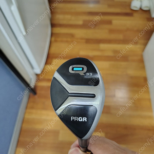 PRGR Q33 R 유틸리티 (8번 아이언 대응)