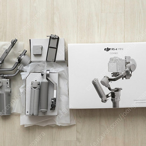 DJI 로닌 RS4 Mini 콤보 팝니다.
