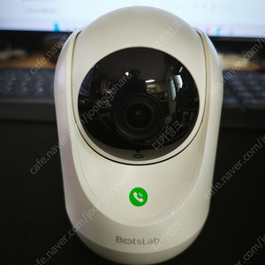 (거의 새것) 봇츠랩 BOSTSLAB 보스캠 C123 가정용 CCTV 홈 네트워크 카메라를 택배비 포함 20,000원에 팝니다
