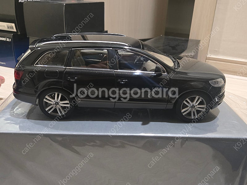 1:18 1/18 교쇼 아우디 Q7 블랙 다이캐스트 팝...--2