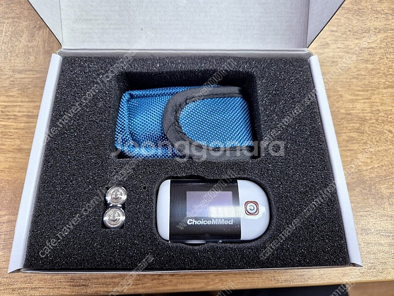 산소포화도 측정기 펄스옥시미터 초이스메드 md300c2...--1