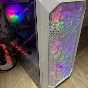 라이젠3600x/gtx1660super 게이밍본체팝니다